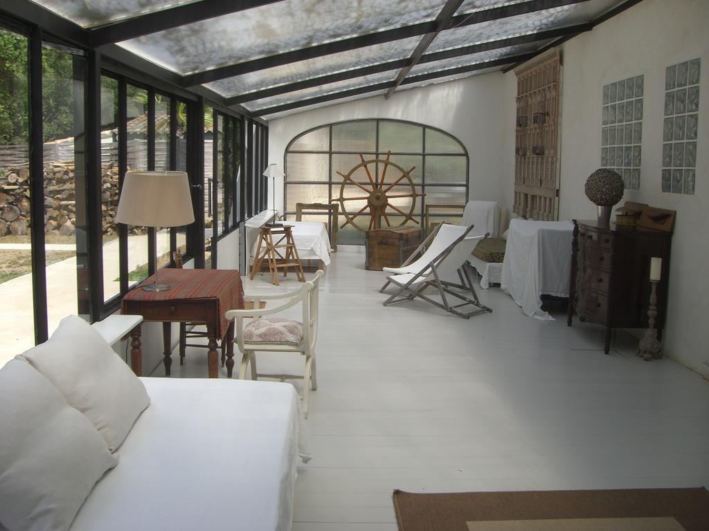 Le Mas De Notre-Dame Bed and Breakfast La Londe-les-Maures Kamer foto